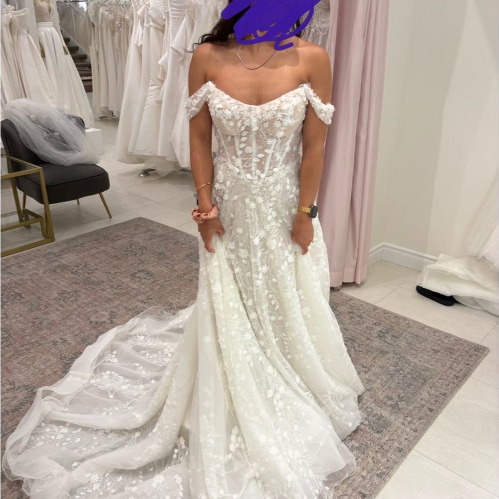 New and unaltered Martina Liana 1598